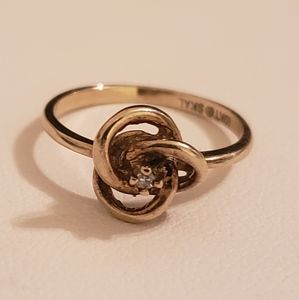10k yg swirl diamond ring